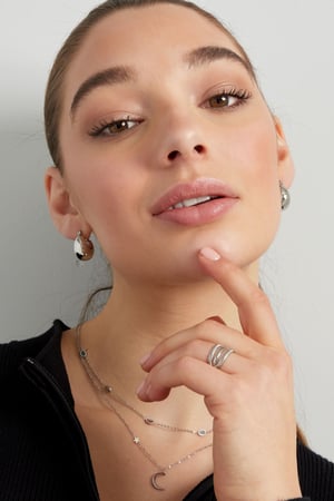 coarse half moon mini earrings h5 Picture4